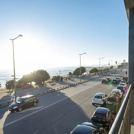 Lovelystay - Porto Beach Apartment Exterior foto
