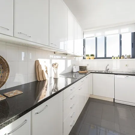 Lovelystay - Porto Beach Apartment Exterior foto